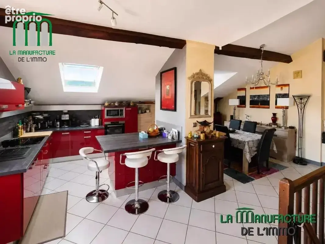 Appartement type F4 bis – 67,33 m² carrez (104,48 m² au sol) – terrasse tropezienne – garage – stationnement - photo 2