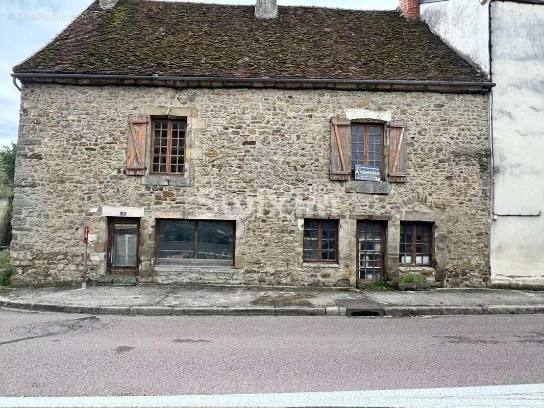 Appartement à ARNAY-LE-DUC