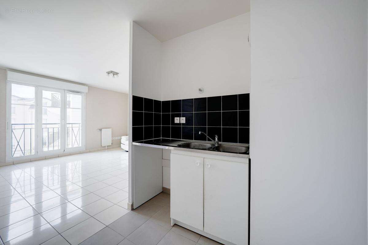 Appartement 2 pièces 44.16 m² - Résidence 2014 - photo 6