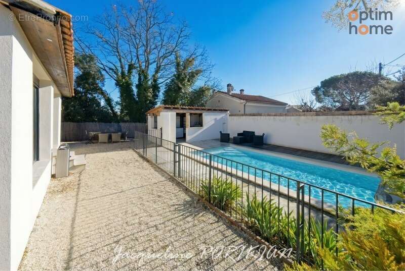 Maison à LA MOTTE-D'AIGUES
