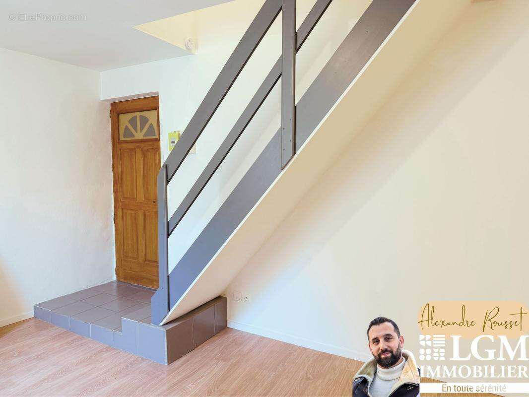 Appartement à LA CALMETTE