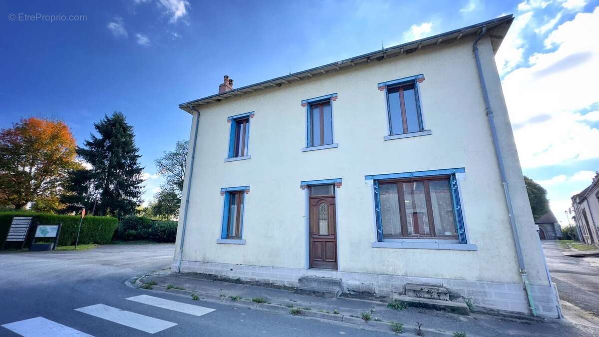 Maison à SAINT-MARIEN