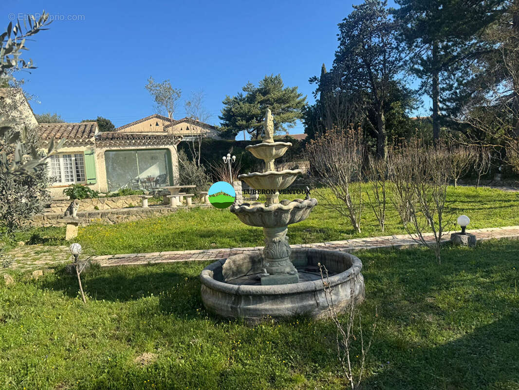 Maison à MAZAN