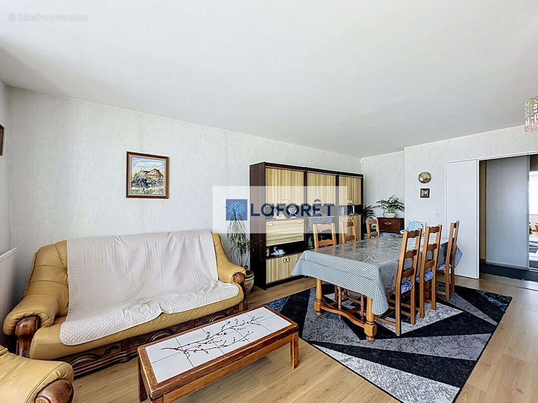 Appartement Sartrouville 4 pièce(s) 84.66 m2 - photo 3