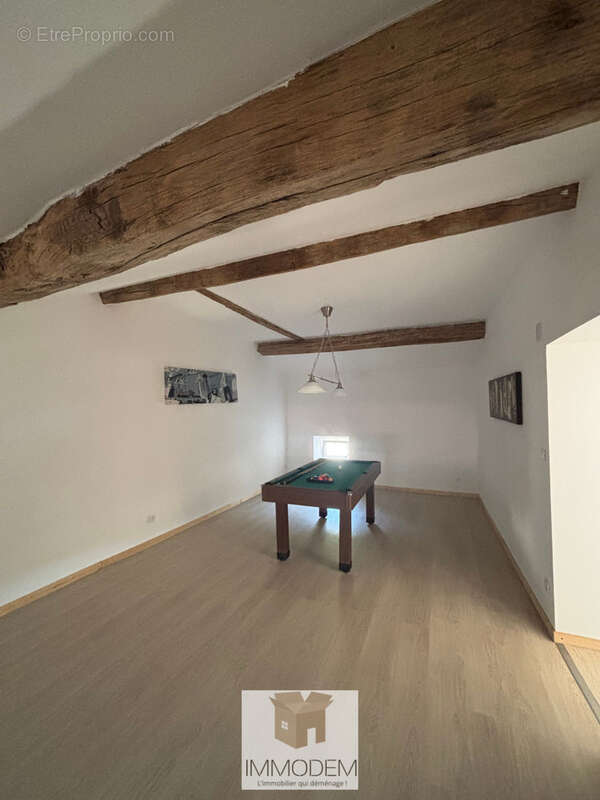 Maison entièrement rénovée avec dépendance et fort potentiel - photo 20