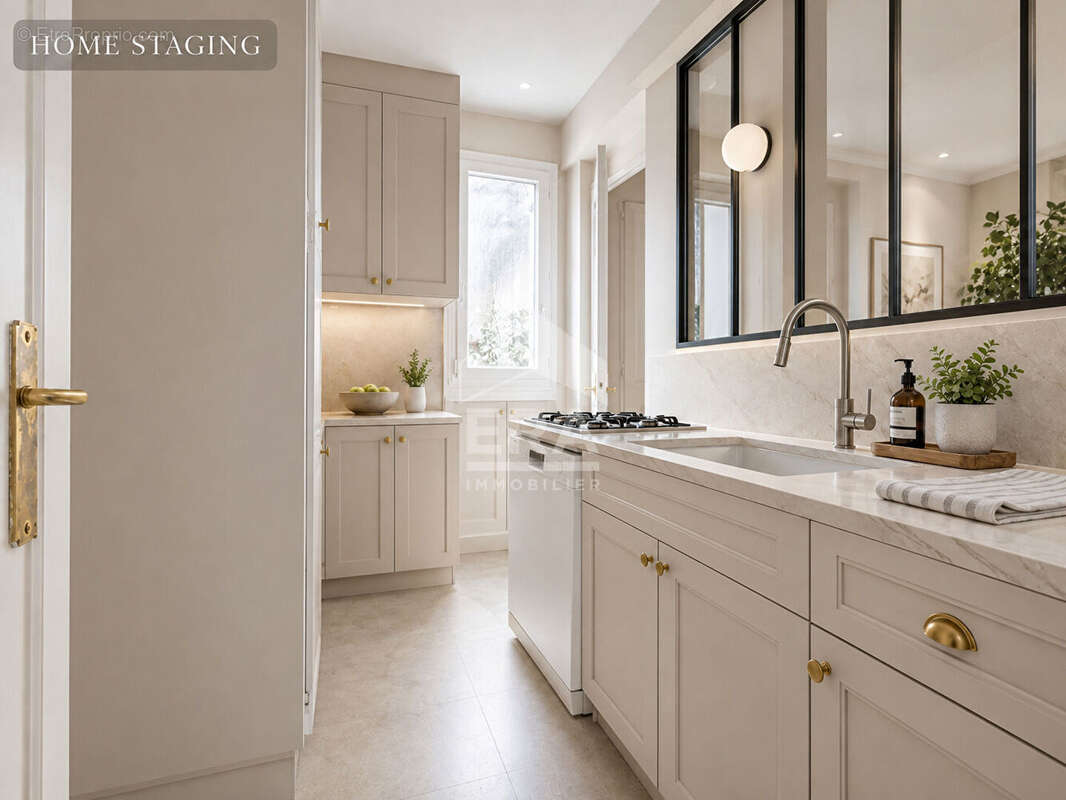 Appartement à PARIS-17E