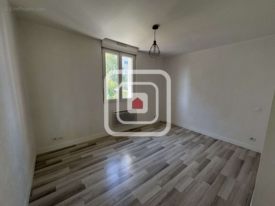 Appartement reims t2  52.25 m²  habitables pour 75.60 m² au sol - photo 5