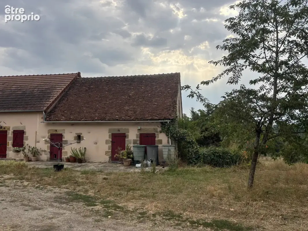 Pouzy-Mésangy   Maison sans voisins avec une grande grange et une vue magnifique - photo 17
