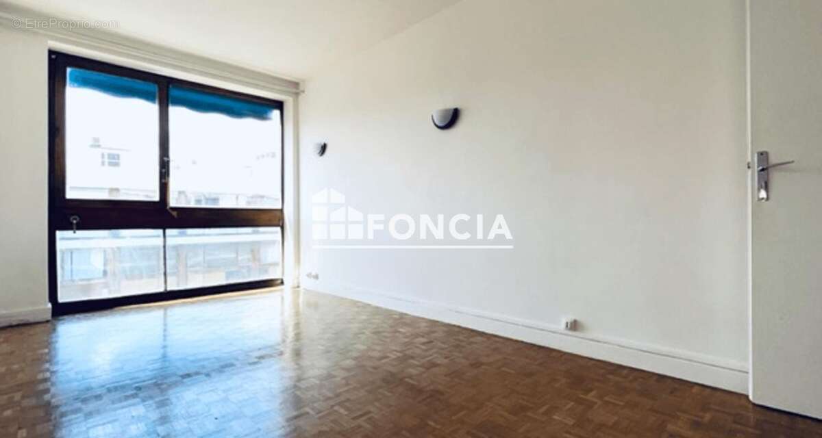 Appartement à PARIS-5E