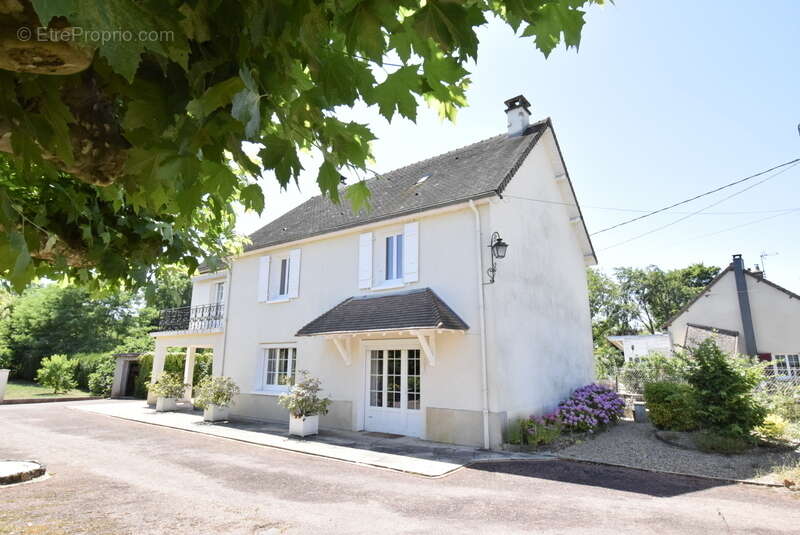 n°2 - Maison à BUXY