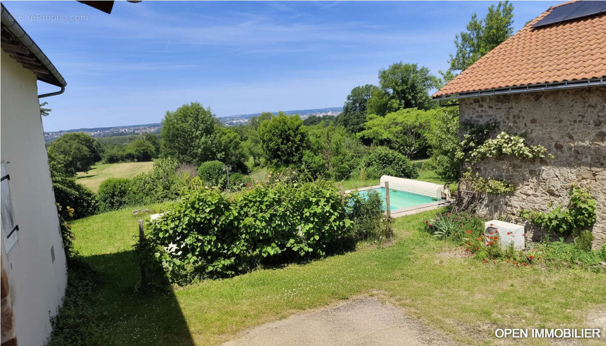 Maison 254 m² à Le Vigen  - photo 27