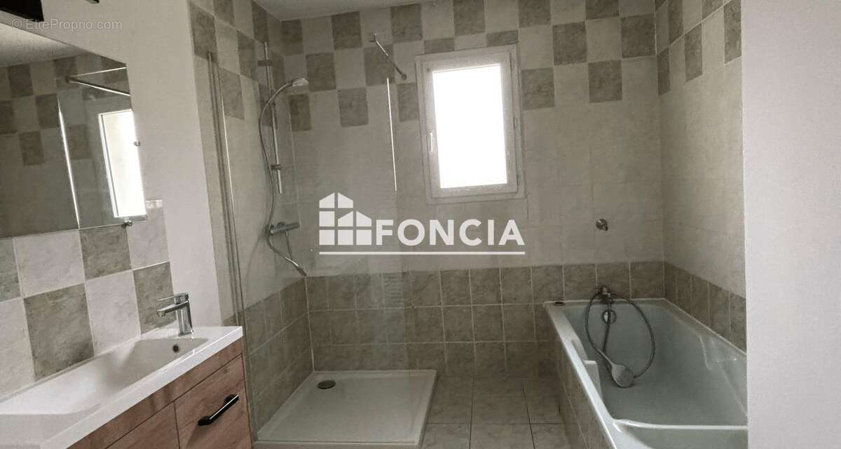 Maison à ROUESSE-FONTAINE