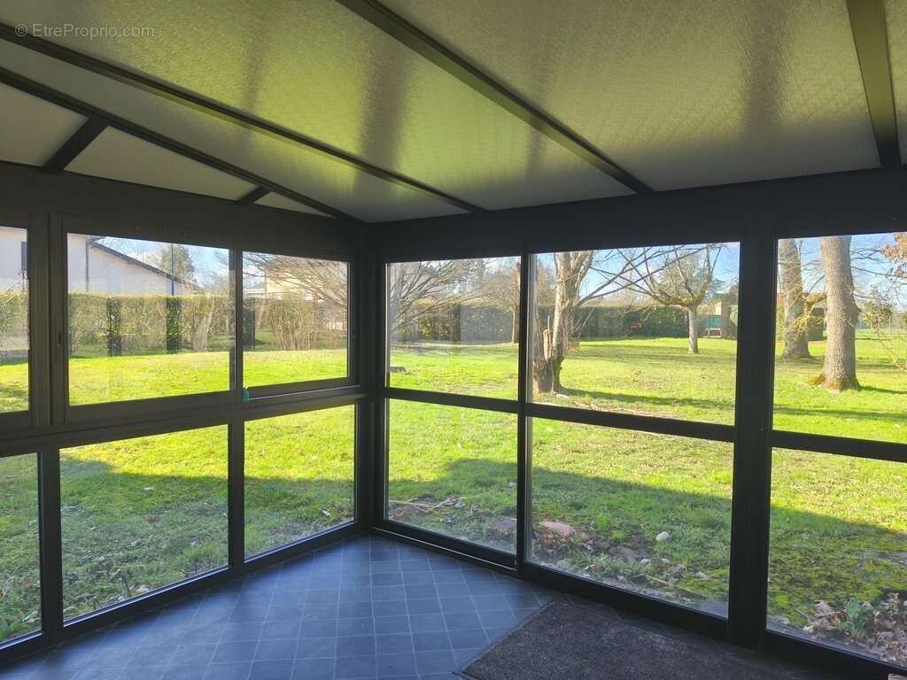 Maison à NEGREPELISSE