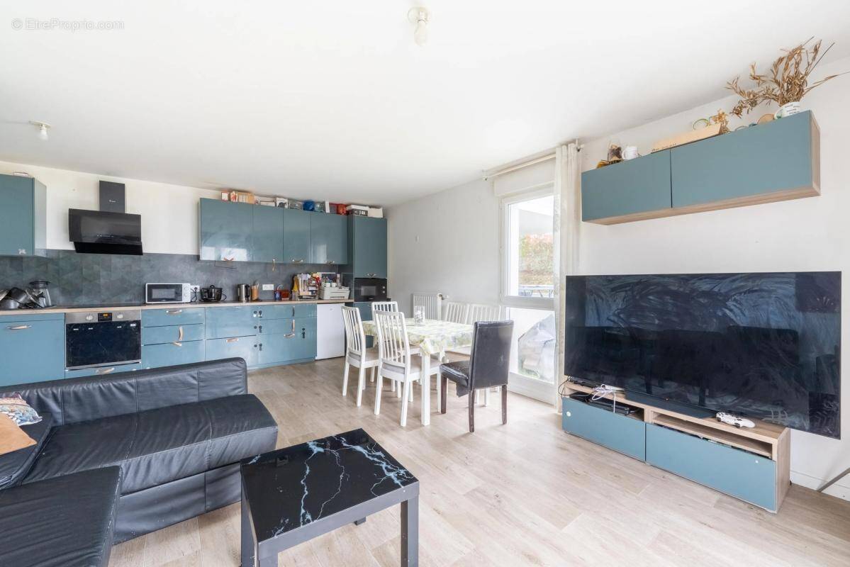 Appartement à SAINT-OUEN-L'AUMONE