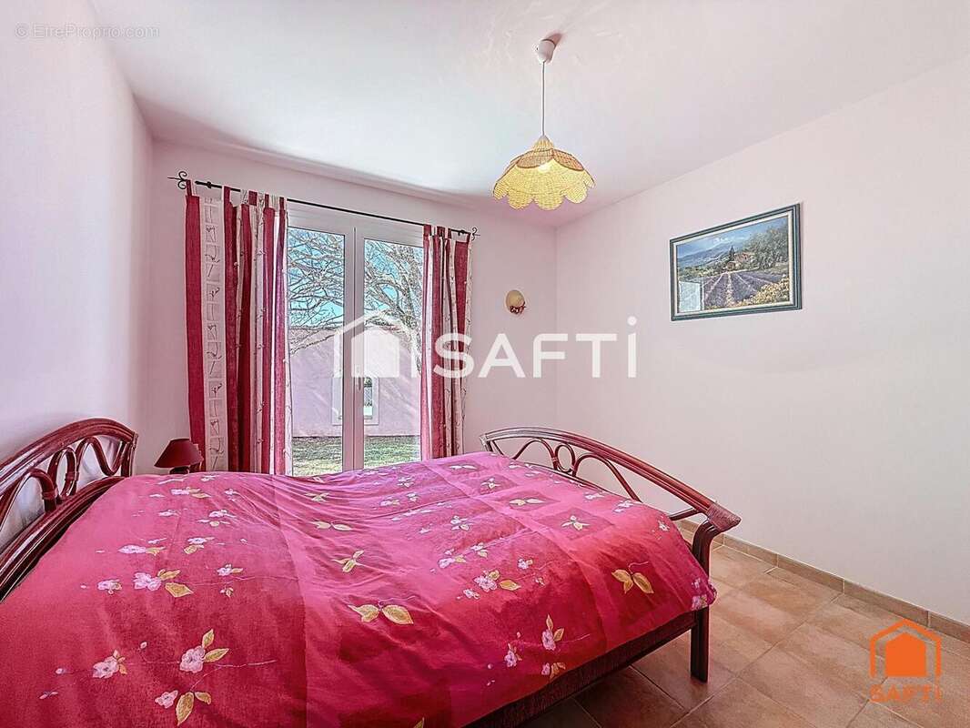 Photo 8 - Maison à REGUSSE