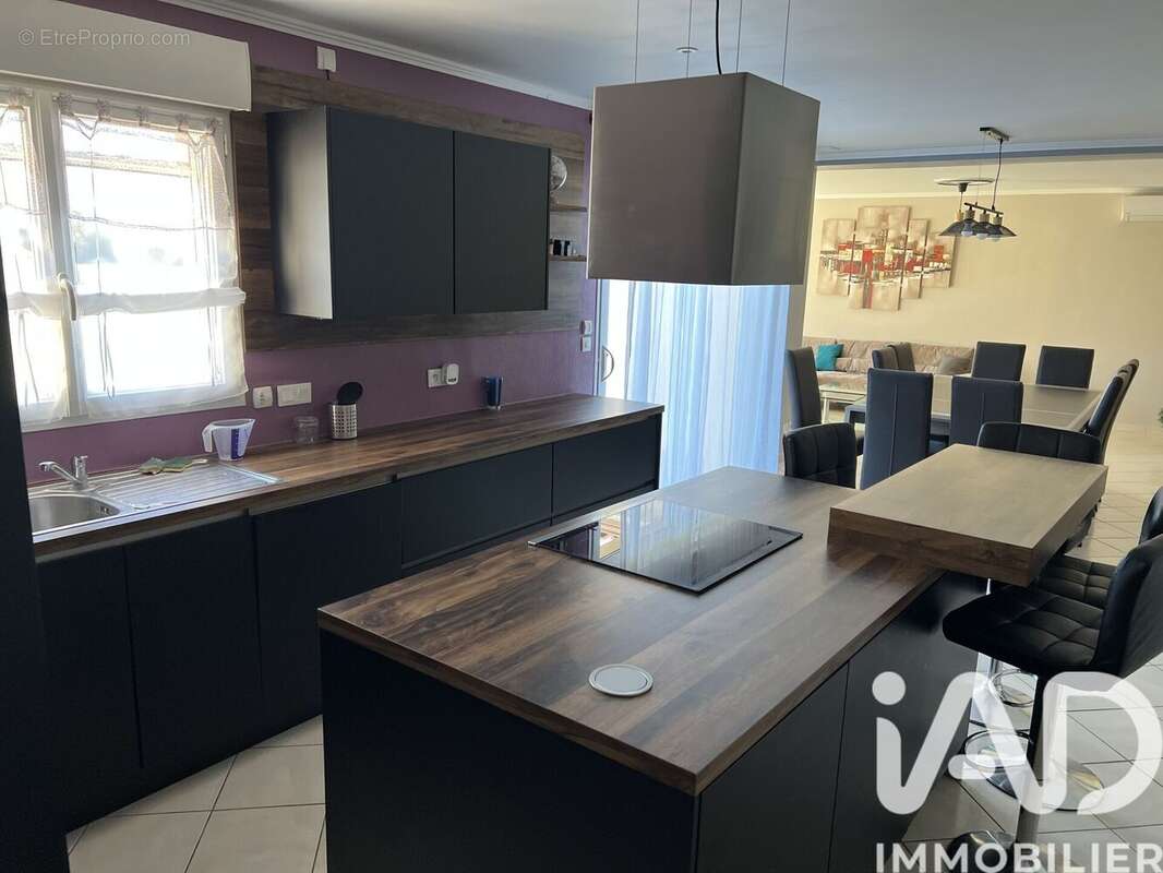 Maison 134 m² à Saint-Gaudent  - photo 3
