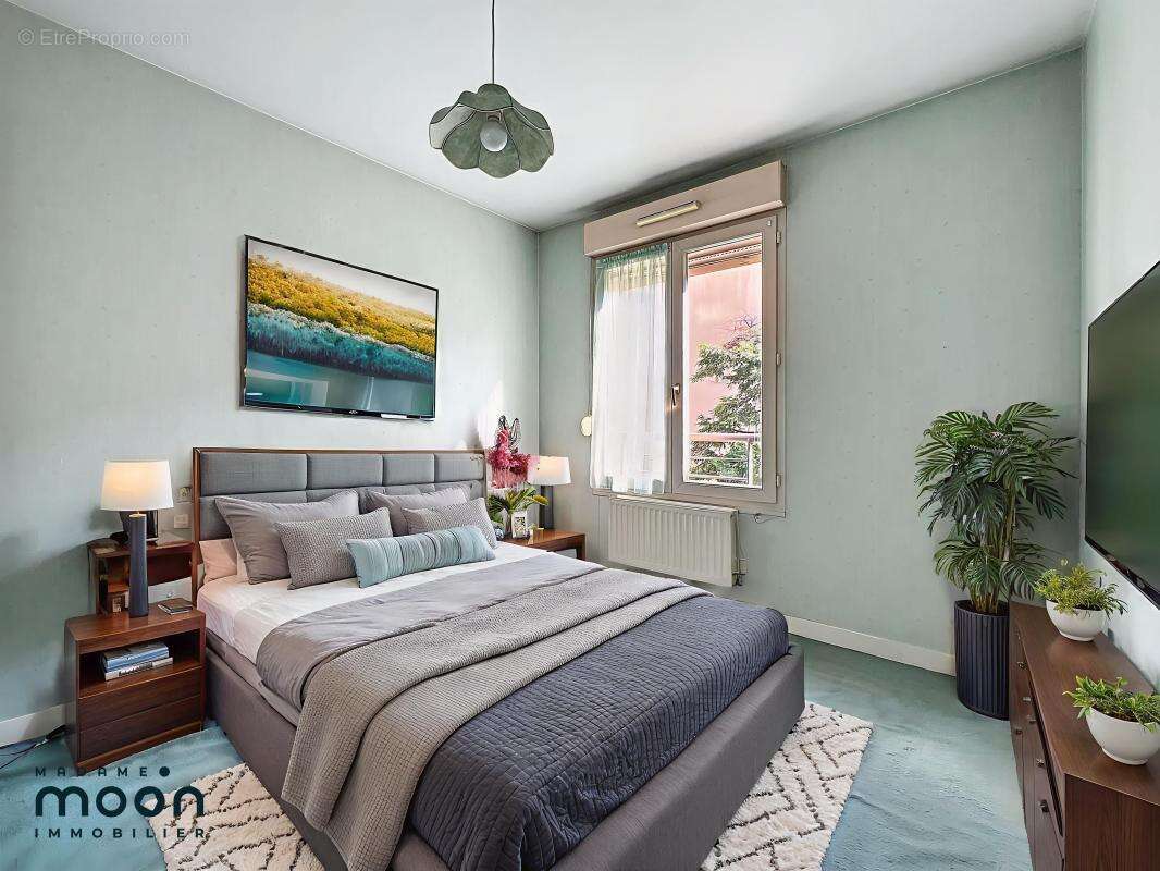 Appartement à LYON-8E