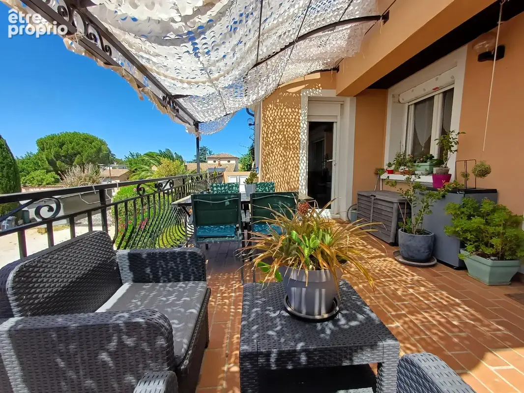 Belle propriété familiale avec 2 gîtes de France, piscine et parking - photo 4
