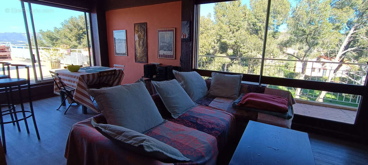 Appartement à SAINT-MANDRIER-SUR-MER