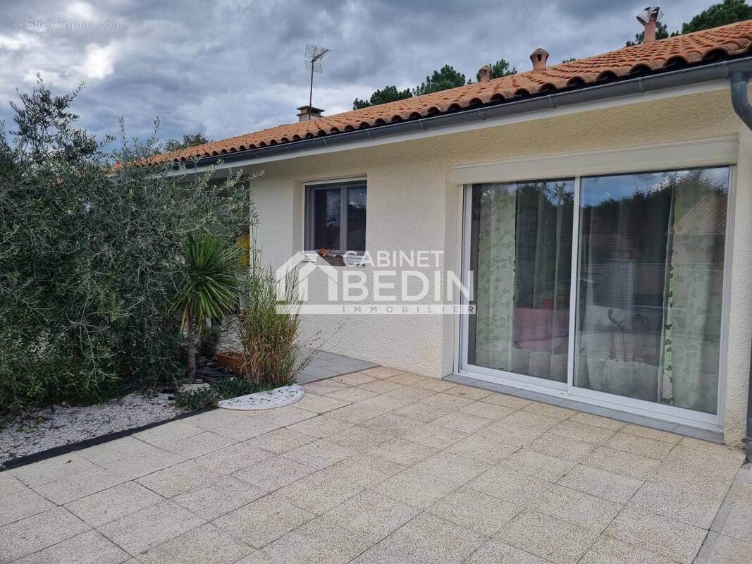 Maison à LE HAILLAN