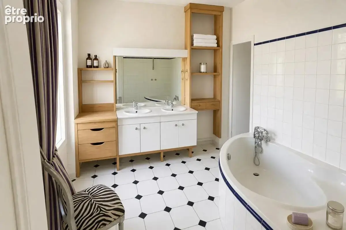 Maison de 8 pièces de 215 m² à Aix-Villemaur-Pâlis - photo 12