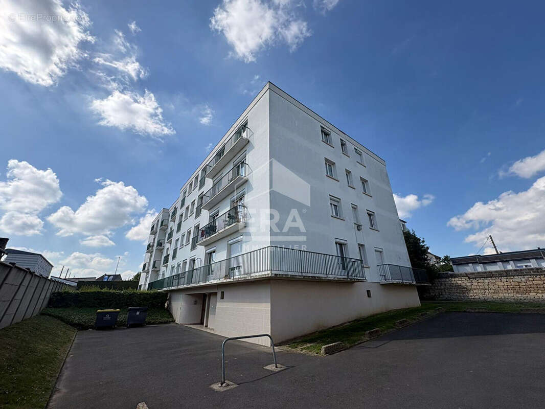 Appartement à MONDEVILLE