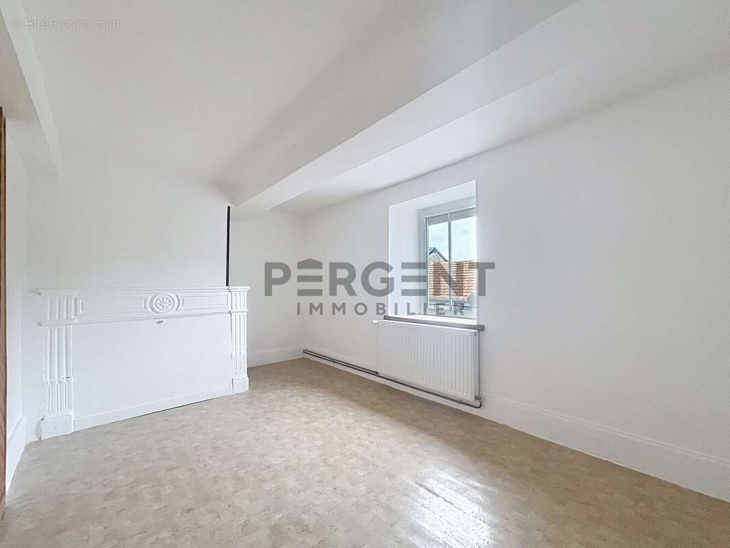 Maison à YVERNAUMONT