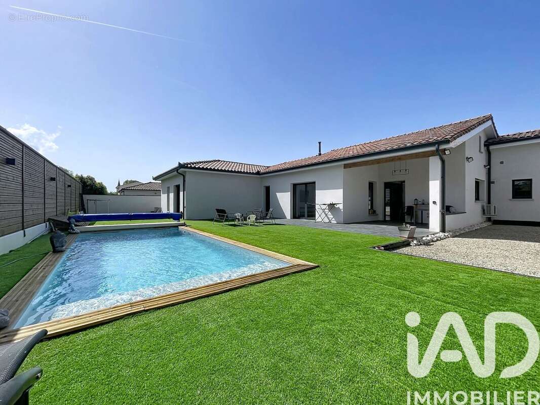 Maison 162 m² à Golfech  - photo 5