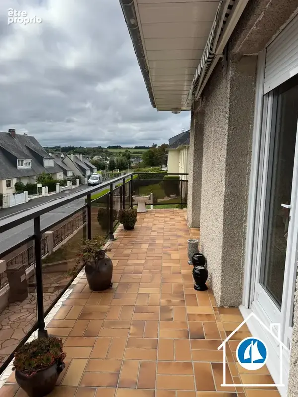 Maison à PORT-EN-BESSIN-HUPPAIN