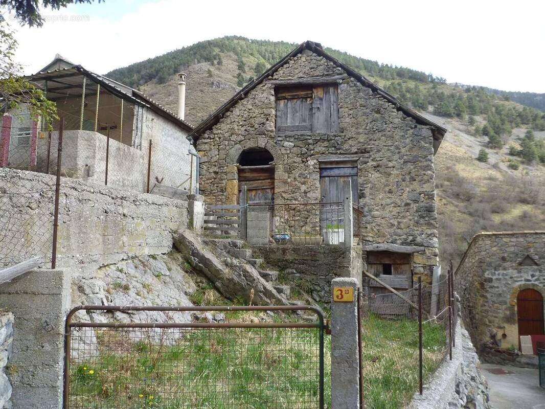 Maison à PIERLAS