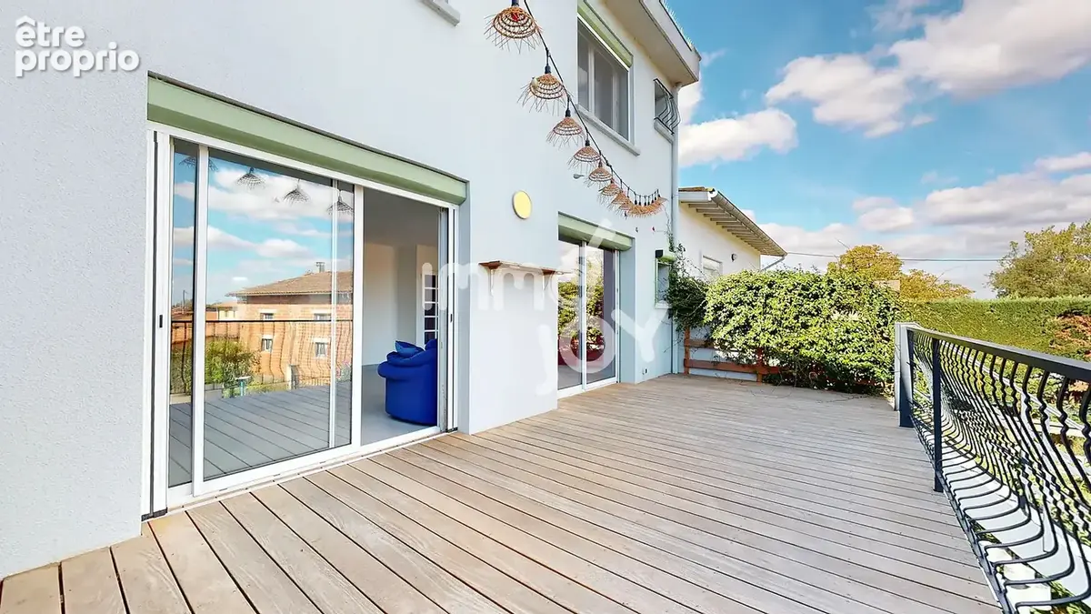 LAGARDELLE-SUR-LÈZE   Maison familiale de 170 m2 avec piscine, terrasse, jardin. - photo 2