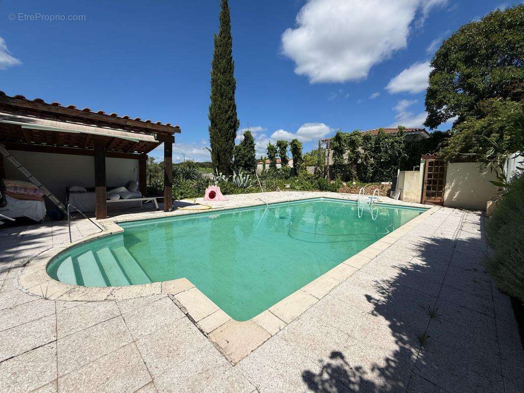 Maison à AIGUES-VIVES
