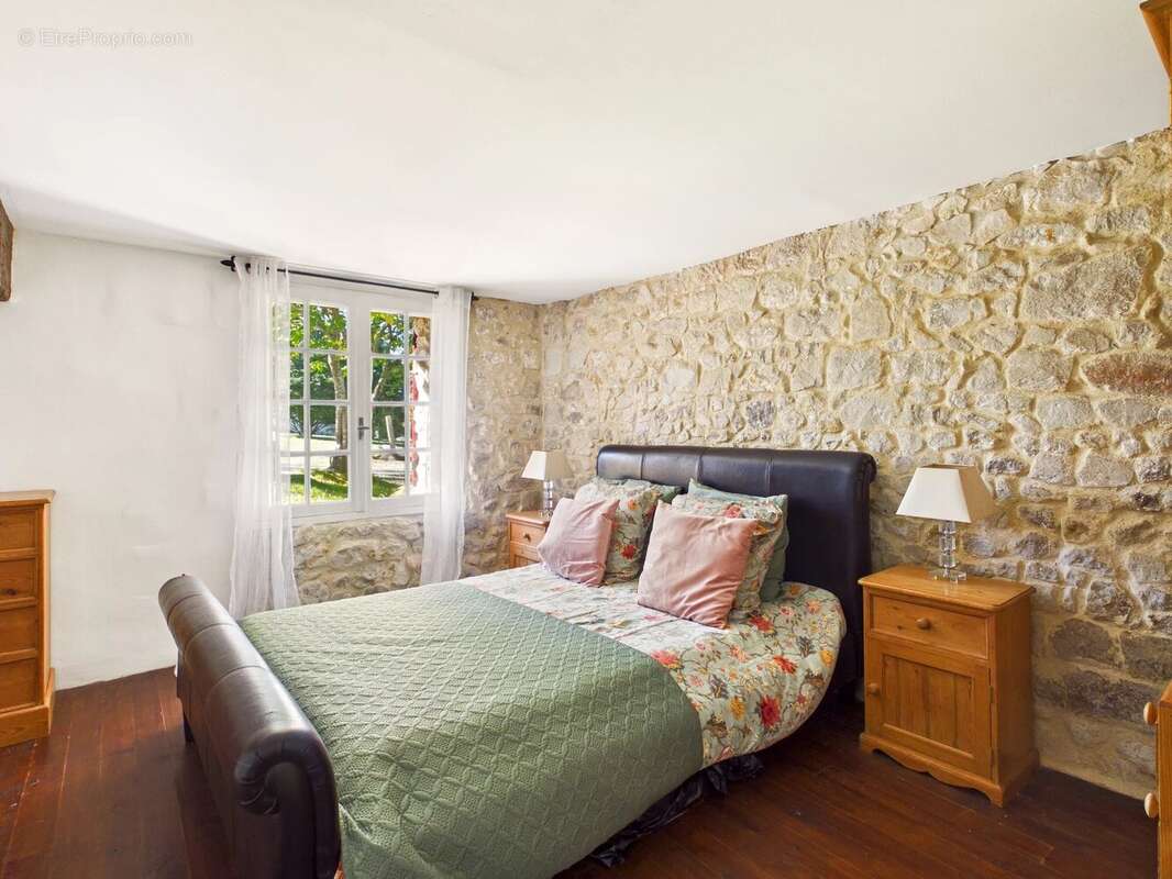 Maison à BROSSAC