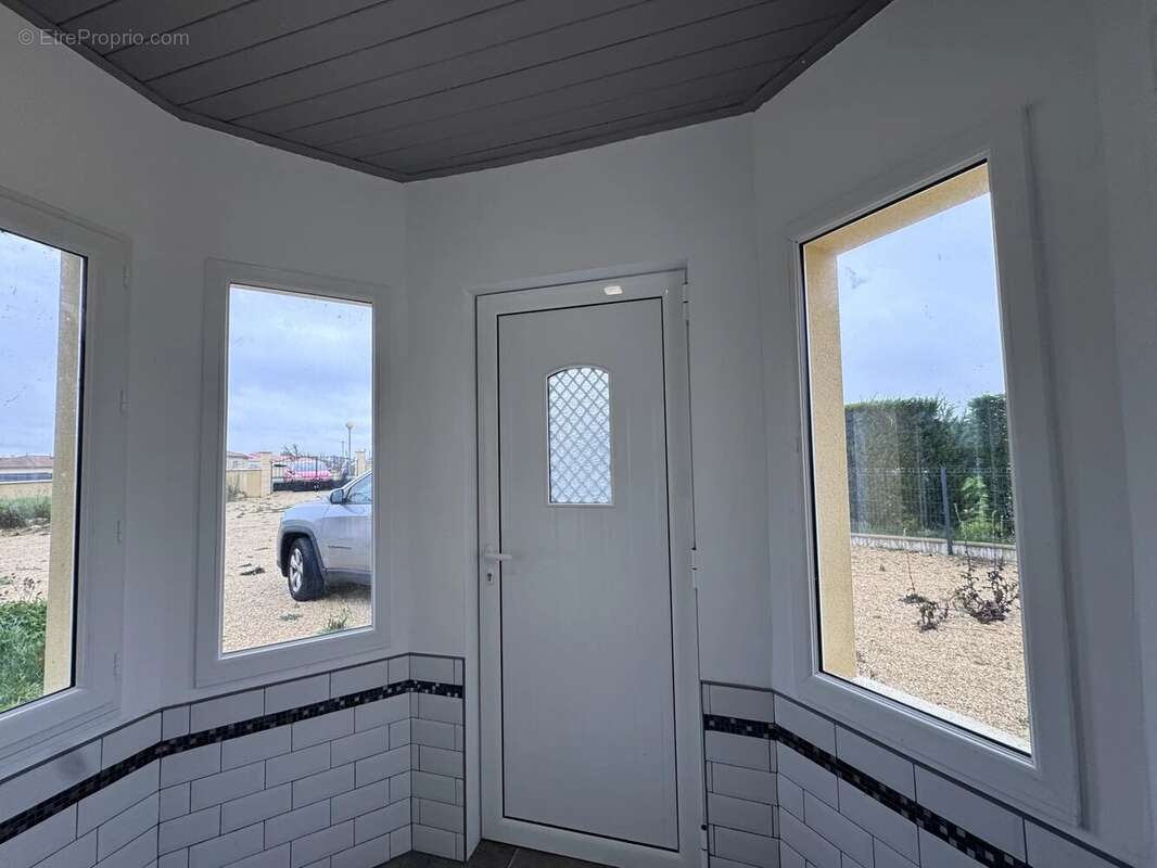 Nouveau pavillon près de Civray - photo 14