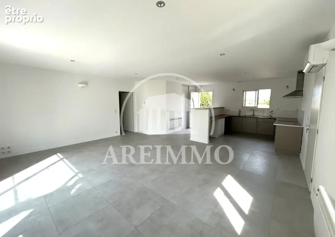 Maison 4 pièces 91 m² à vendre à Montarnaud (34570) - photo 5