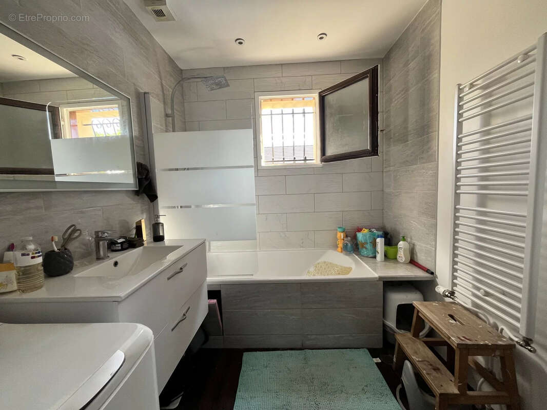 Maison à SAINT-PARRES-LES-VAUDES