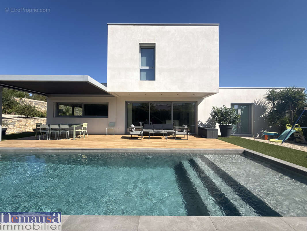 Maison à NIMES