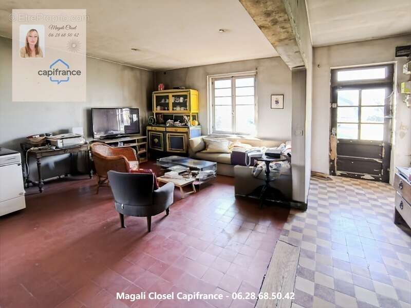 Ensemble immobilier de charme avec grange et pigeonnier sur terrain d'env 5700m2 - photo 5
