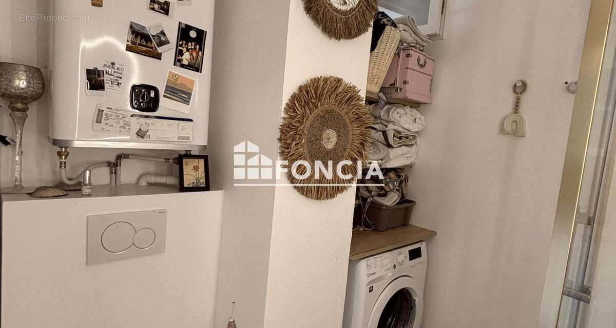 Lavandou : Coup de Coeur Charmant studio du 22m2 entièrement rénové au cœur du Lavandou - photo 6