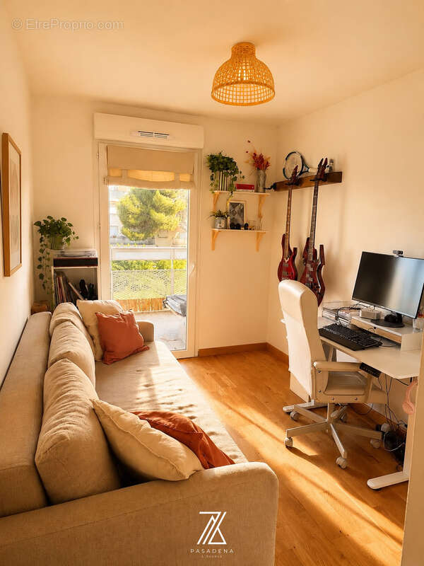 Vente appartement T3 65 m2 Montpellier Près d'arènes Nouvelle Mairie Port Marianne - photo 4