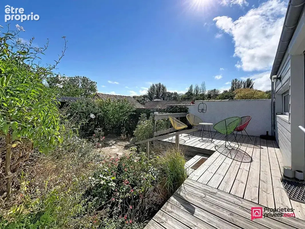 La rochelle - maison de plain-pied - jardin et dependance/atelier de 46 m² - photo 11