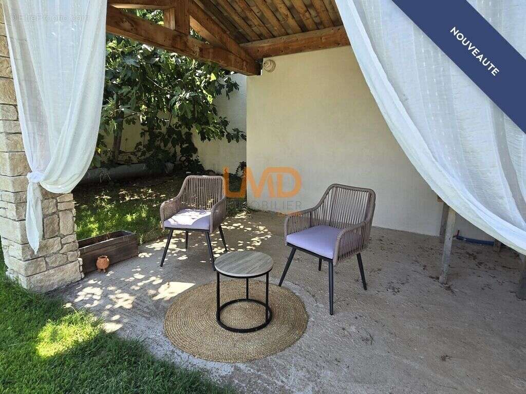 Belle propriété familiale avec piscine et vue sur le Luberon - photo 6