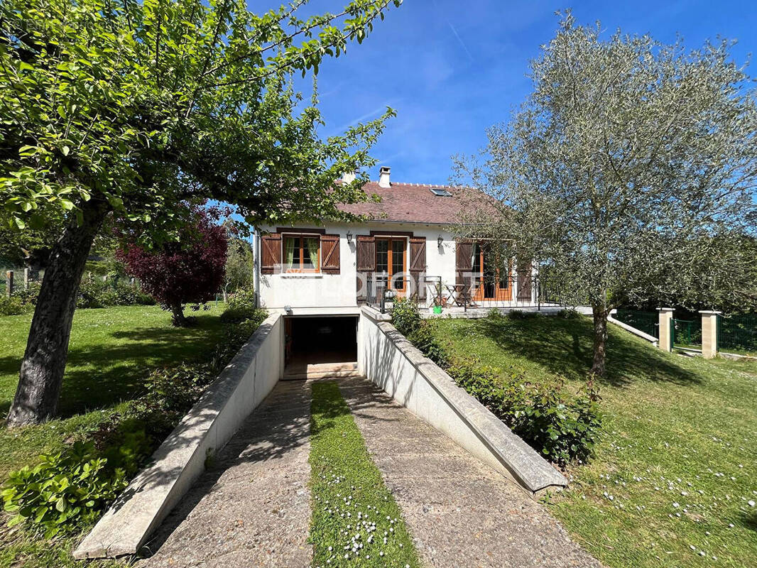 Maison à JAMBVILLE