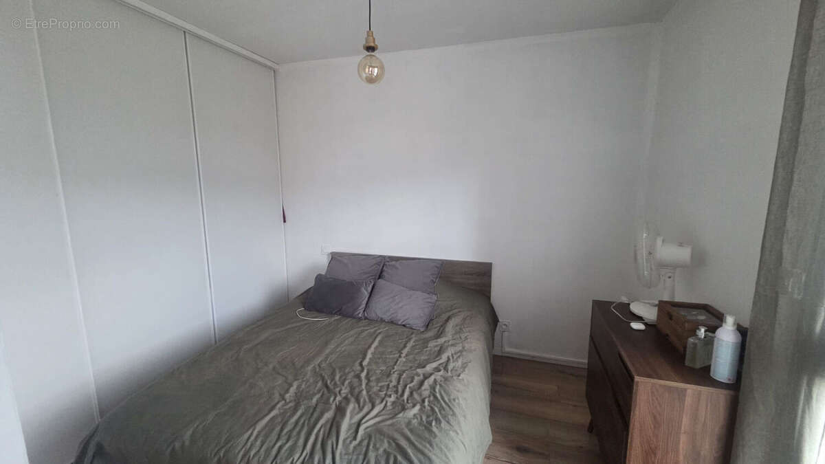 A vendre Montauban (82) centre ville appartement T2 avec stationnement - photo 4