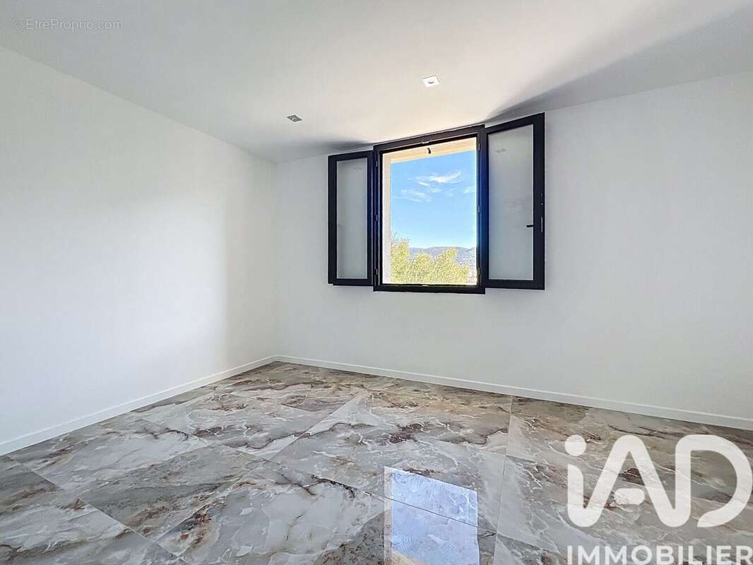 Photo 8 - Maison à TOULON