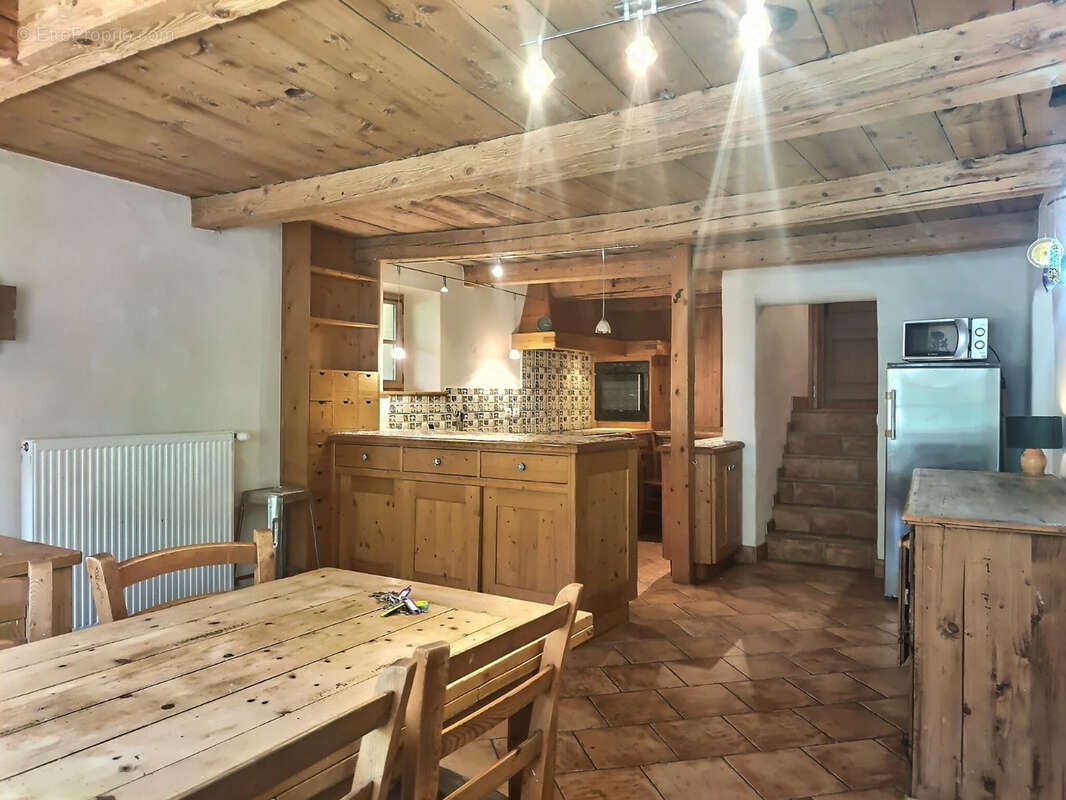 Appartement à LES ALLUES