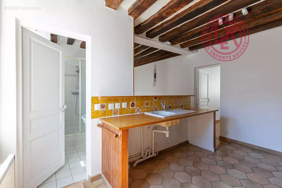 Appartement à PARIS-4E