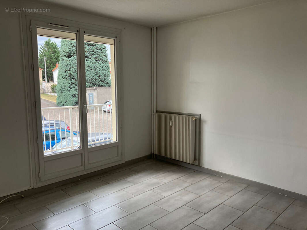A VENDRE ROANNE EXCLUSIVITE Appartement de 2 pièce(s) 46.12 m2 - photo 6