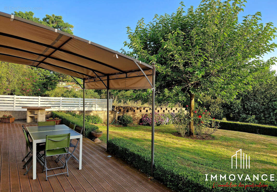 Maison à VILLEFRANCHE-DE-PANAT