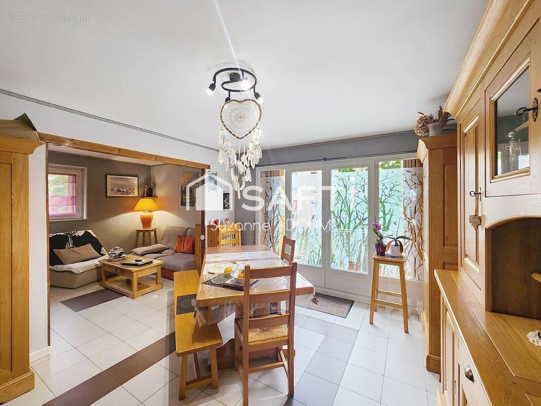 Photo 1 - Appartement à SARTROUVILLE